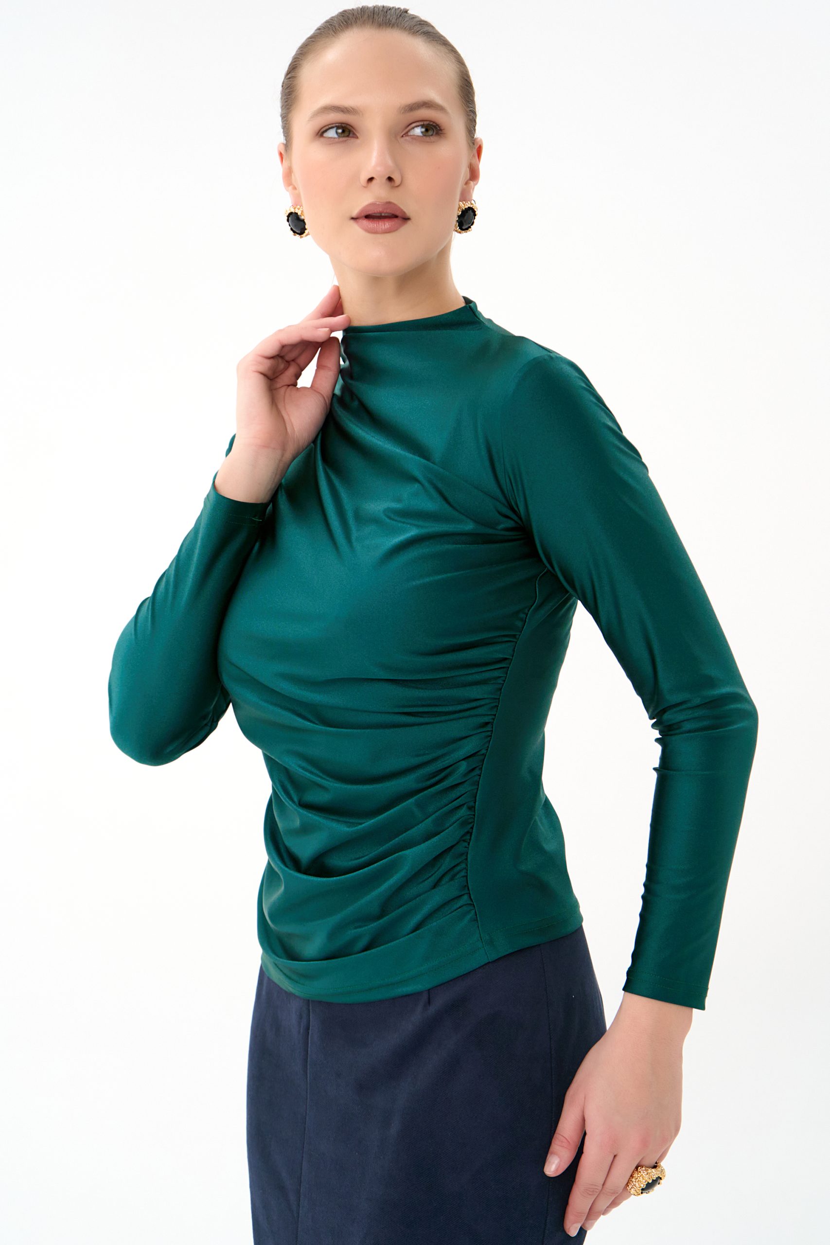 Лонгслив Нора (изумрудный)