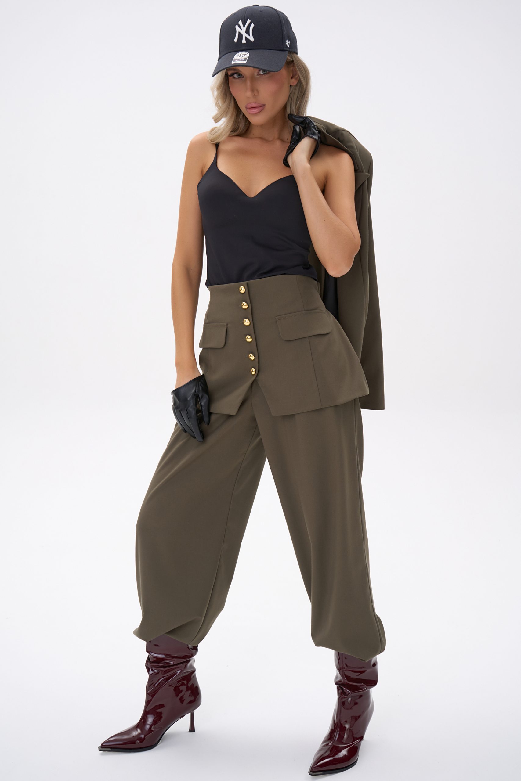 Костюм - тройка Мэдди (хаки)