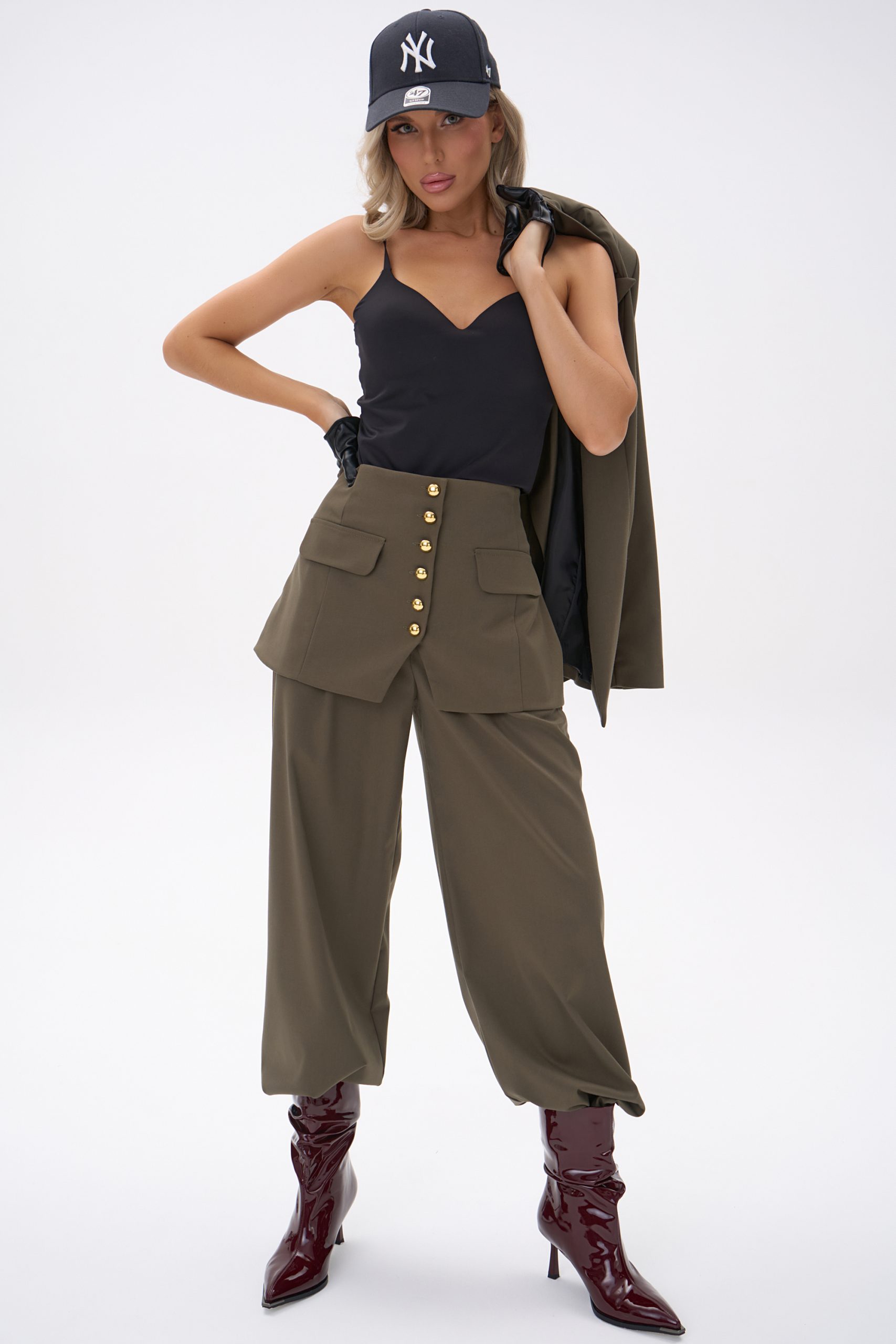 Костюм - тройка Мэдди (хаки)