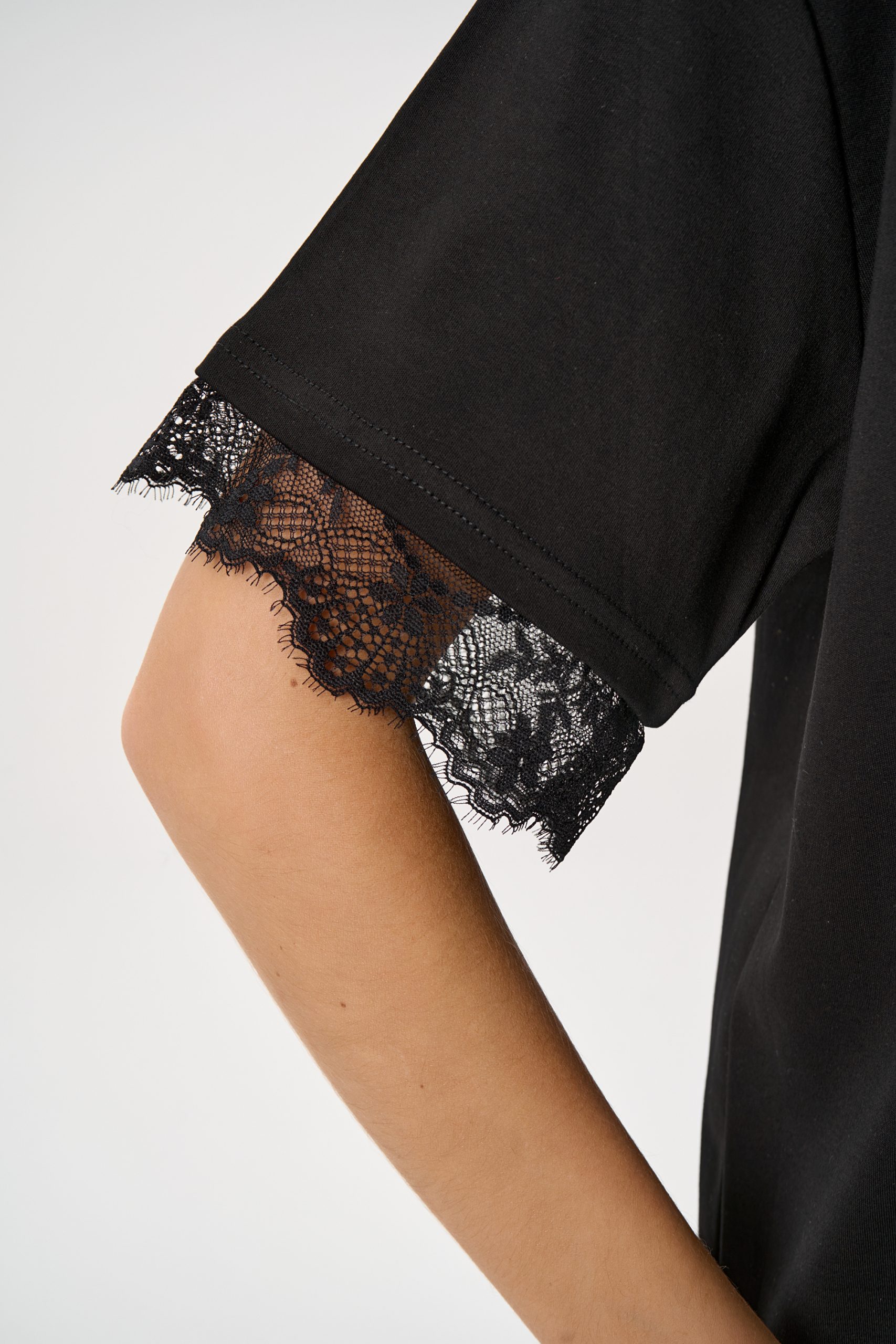 Футболка Бэль (чёрный)